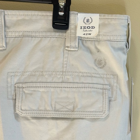 🌟HP🌟IZOD Stone Saltwater 100% Cotton Cargo Shorts Flat Front Velcro Pockets 42W - Picture 7 of 10
